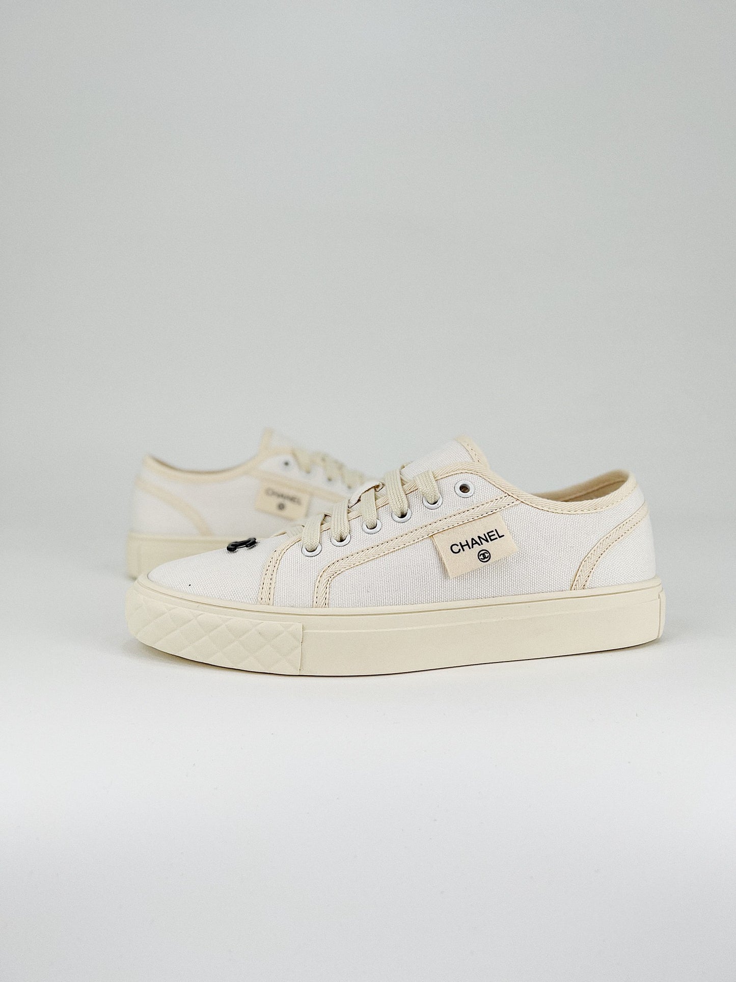 Tênis Chanel