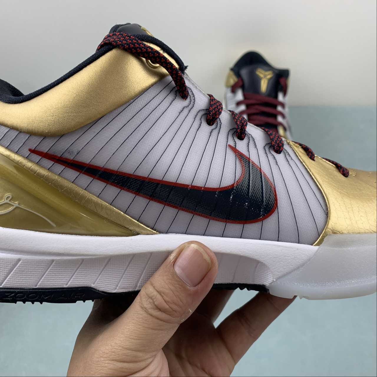 Nike Kobe 4 Protro Gold Medal