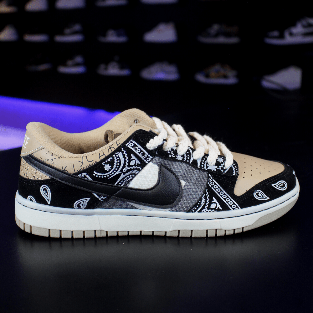 Nike dunk low travis scott