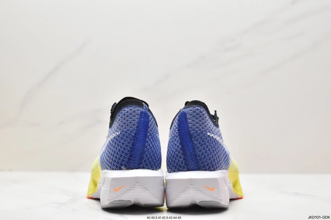 Nike ZoomX Vaporfly Next% 3