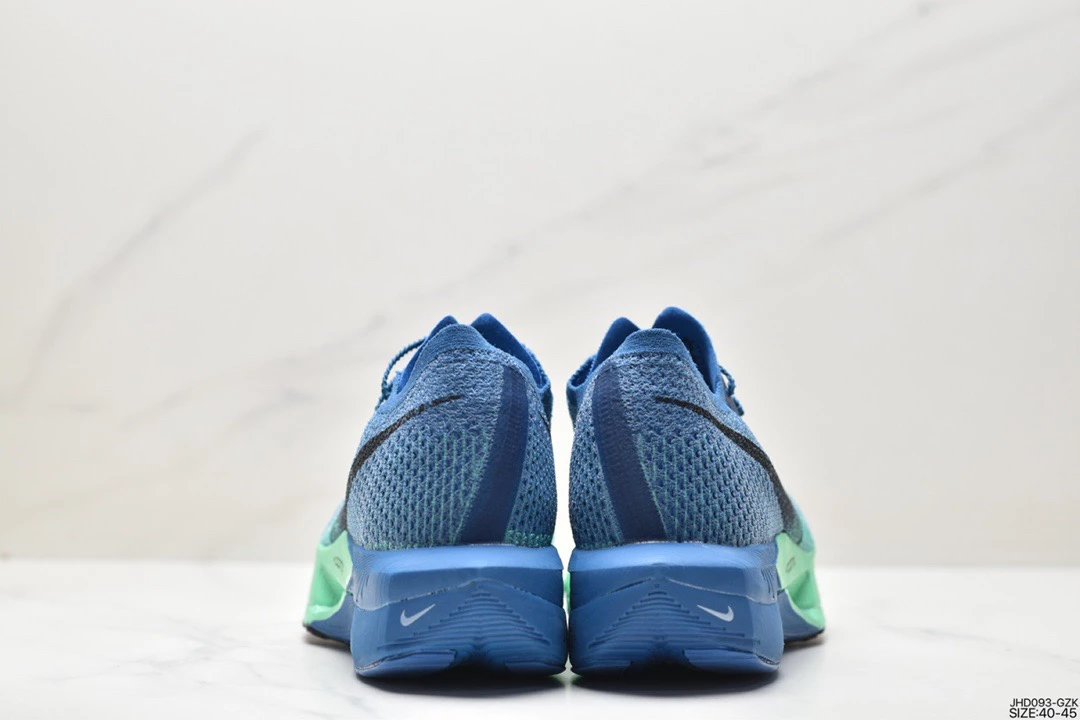 Nike ZoomX Vaporfly Next% 3