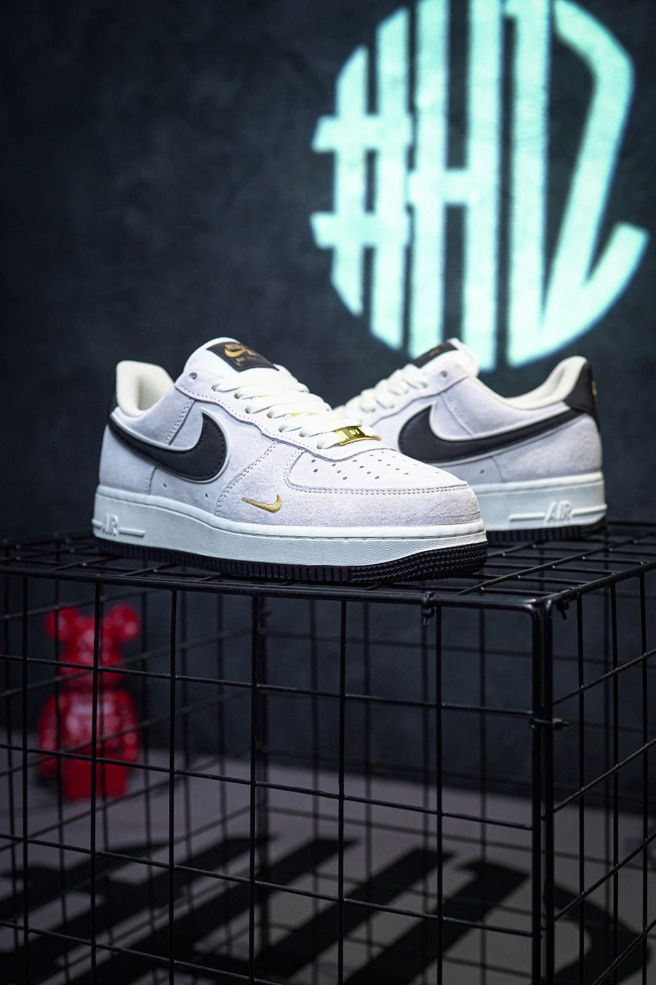 NK Air Force 1 Low Small Hook Black Suede