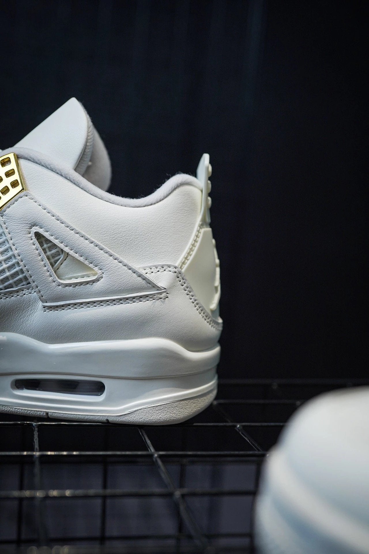 Jordan 4 "Sail" Milk Platinum Buckle por Dongguan Dachang