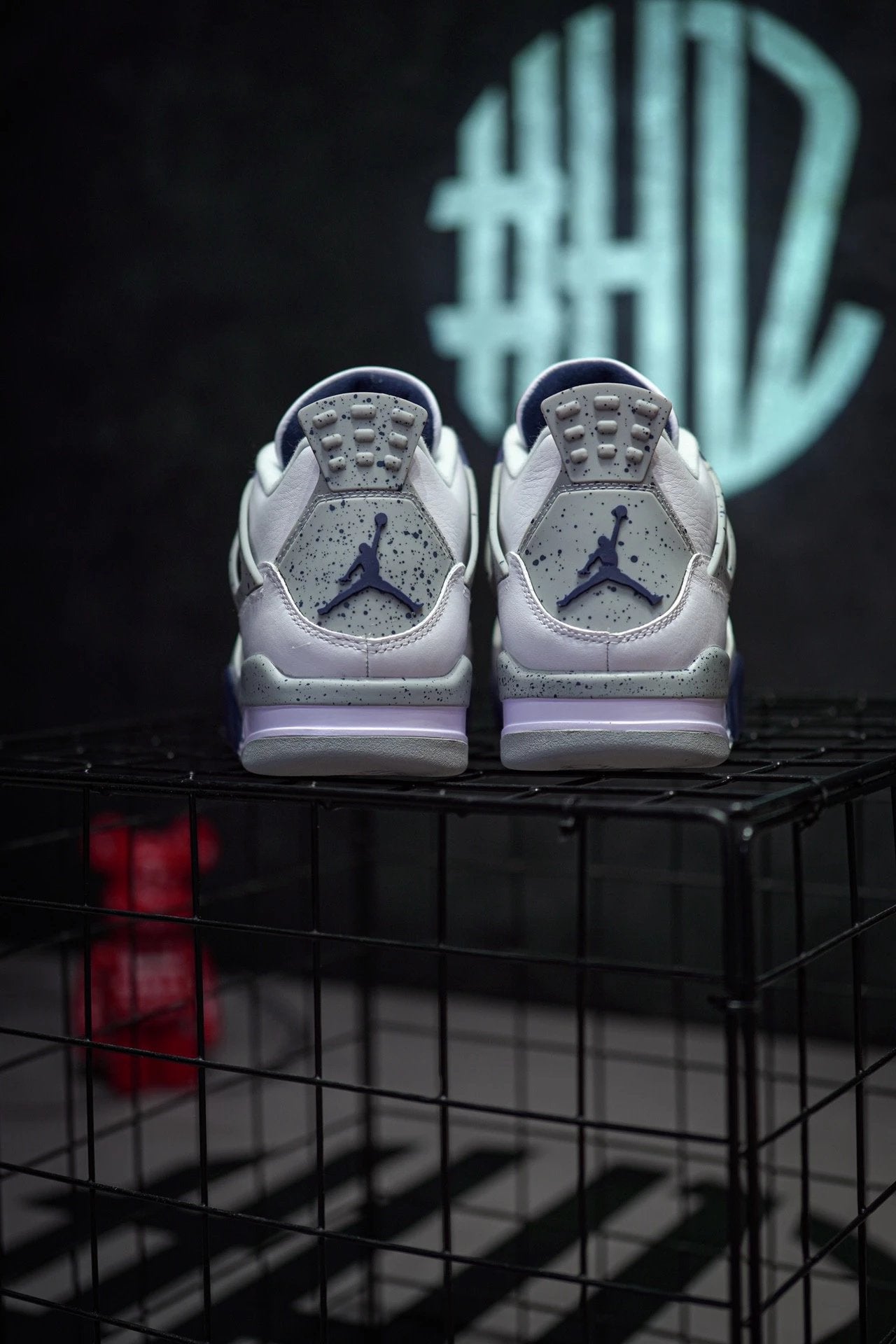 Jordan 4 "Marinha da Meia-Noite"