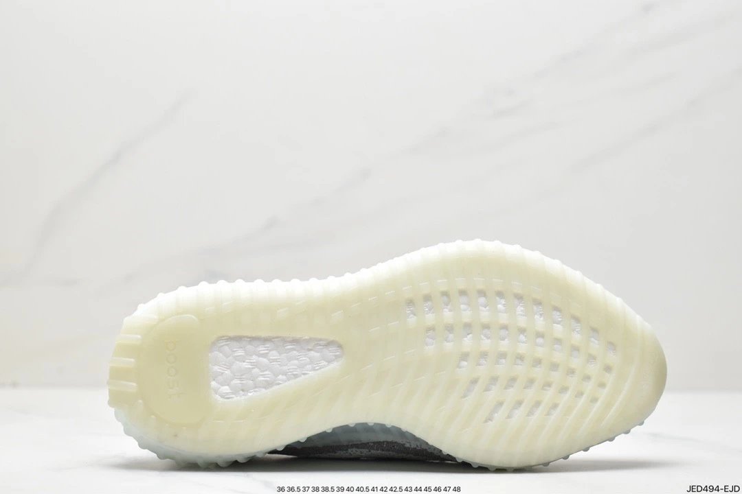 Adidas Yeezy 350 Boost V2 Blue Tint Coco Gelo Combustível