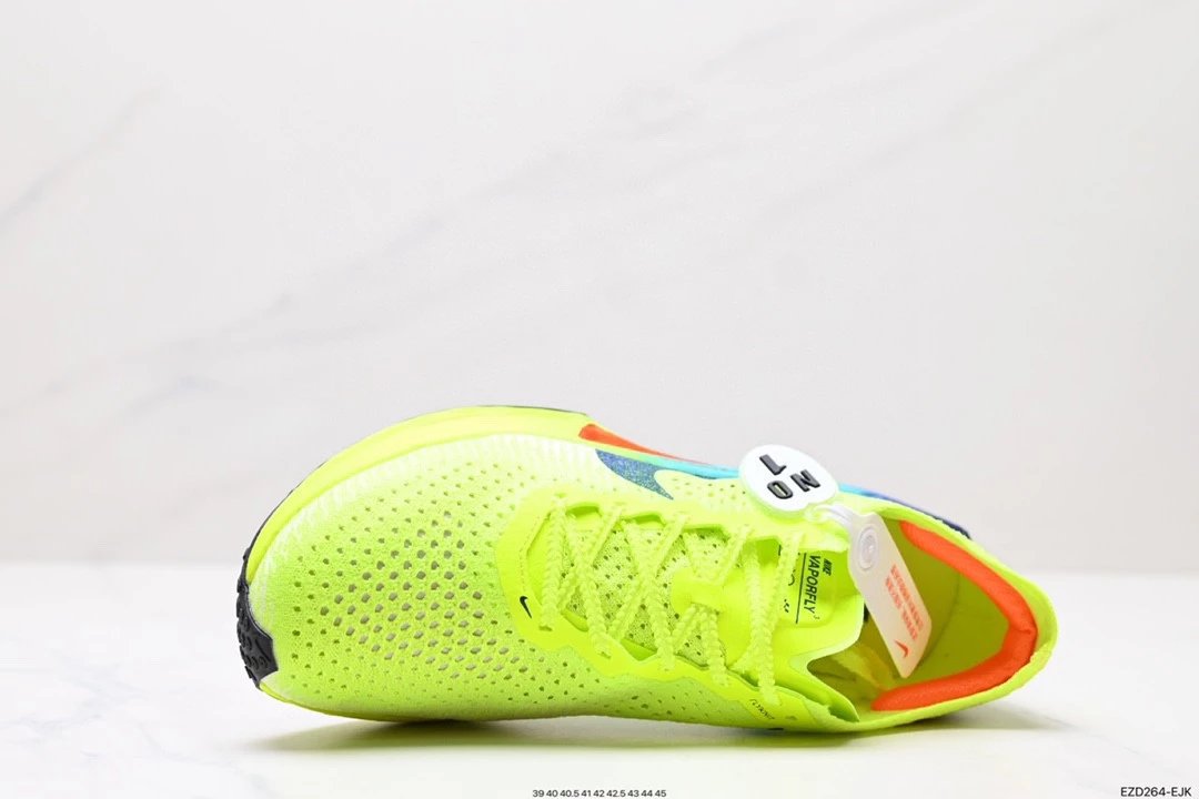 Nike ZoomX Vaporfly Next% 3