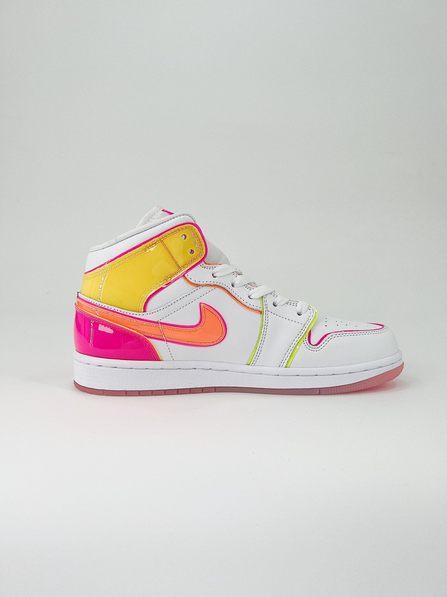 Air Jordan 1 Mid