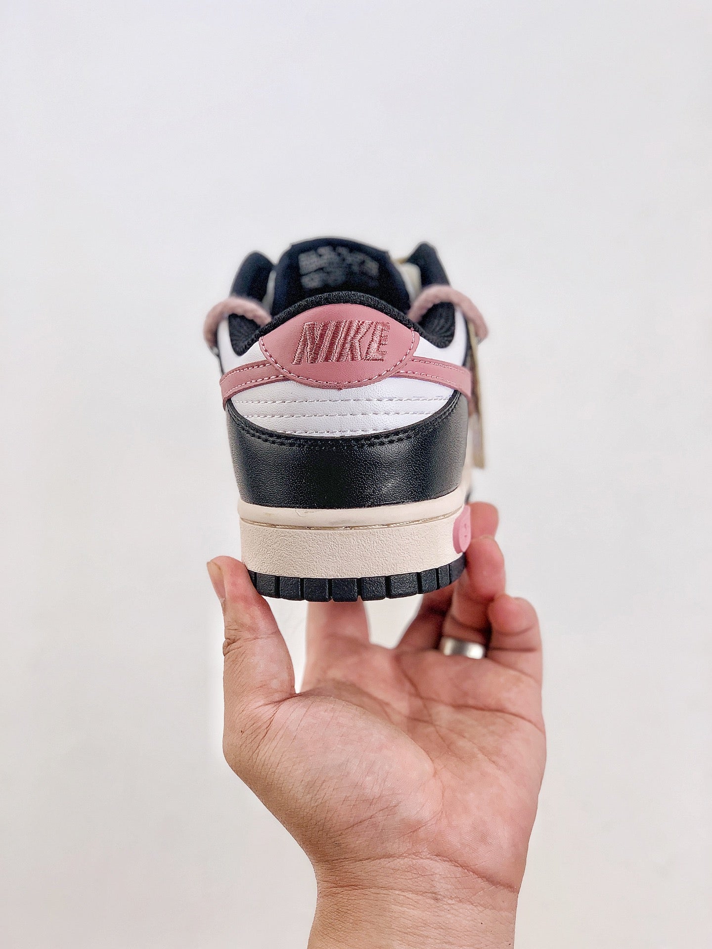 Nike Dunk SB Low
