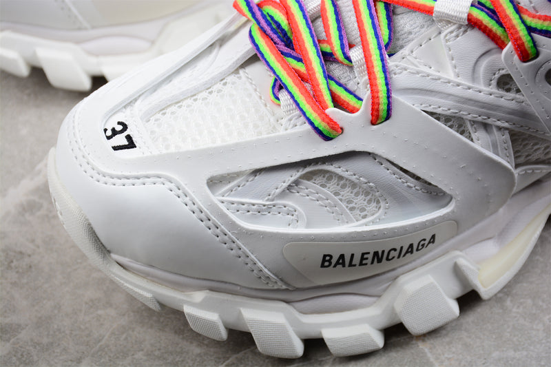 Q48 Balenciaga  Track Sneaker