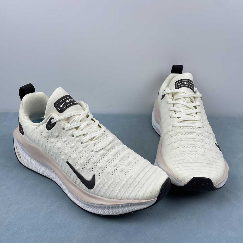 NIKE REACTX Infinity Run 4