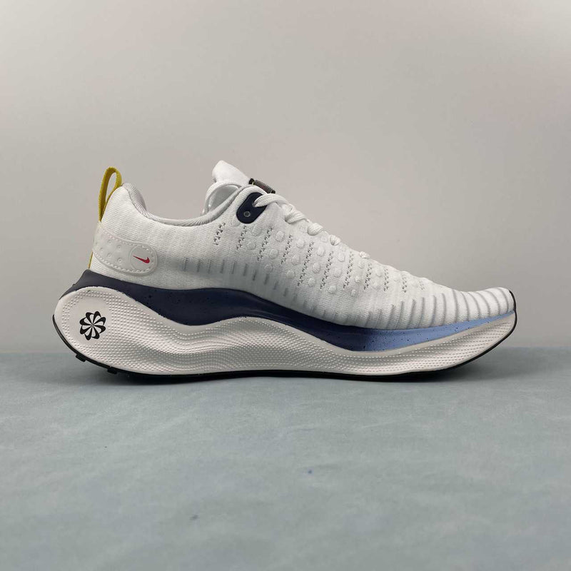 NIKE REACTX Infinity Run 4