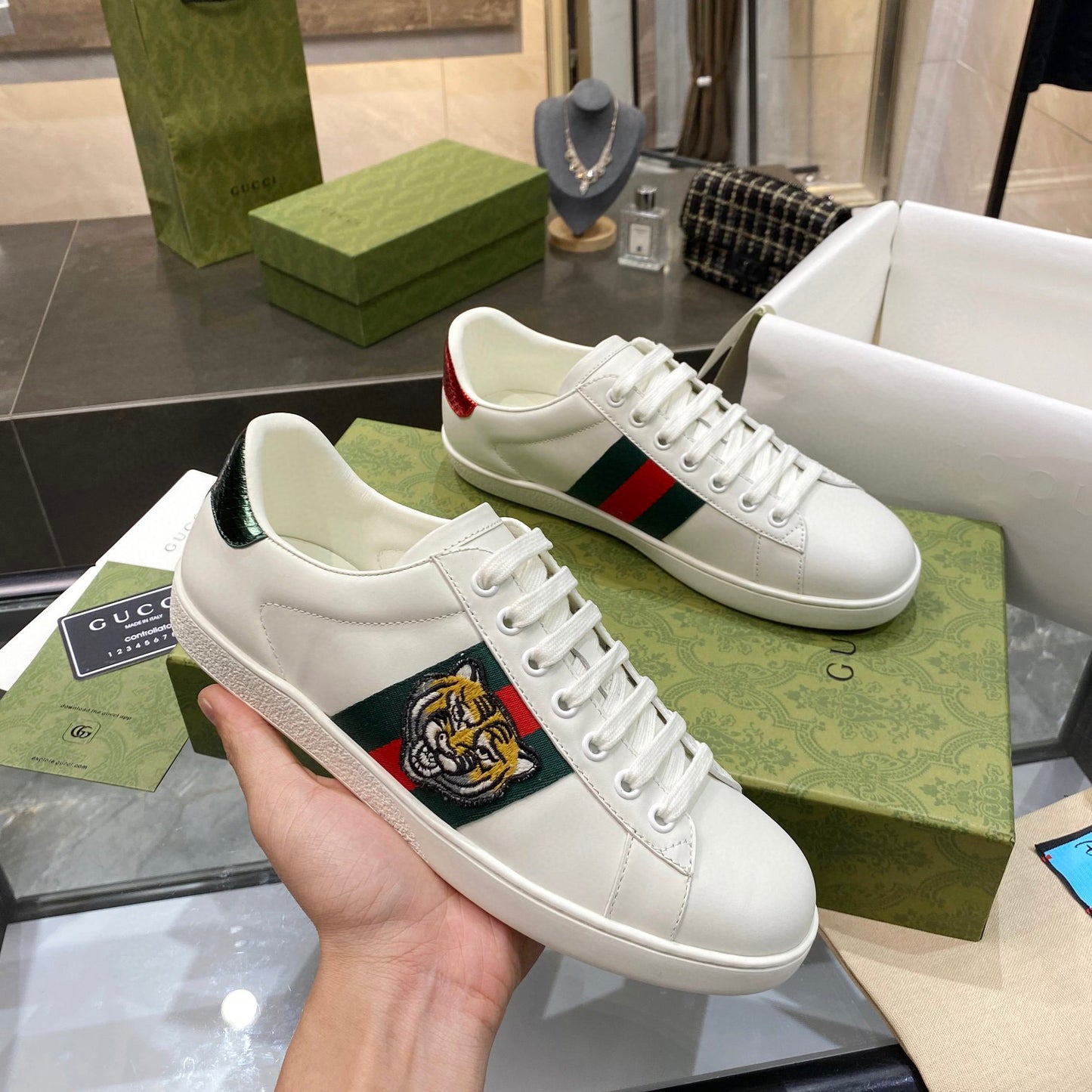 Gucci