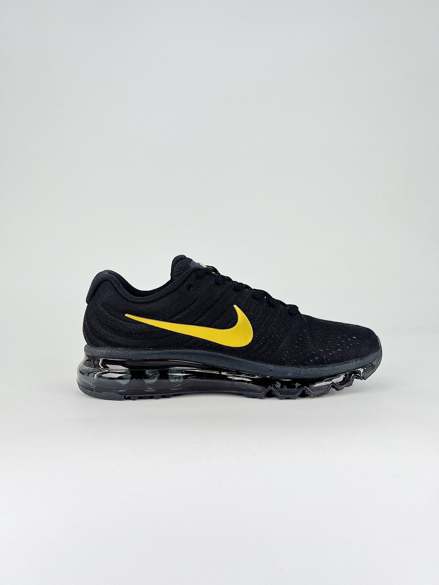 NIKE AIR MAX 2017