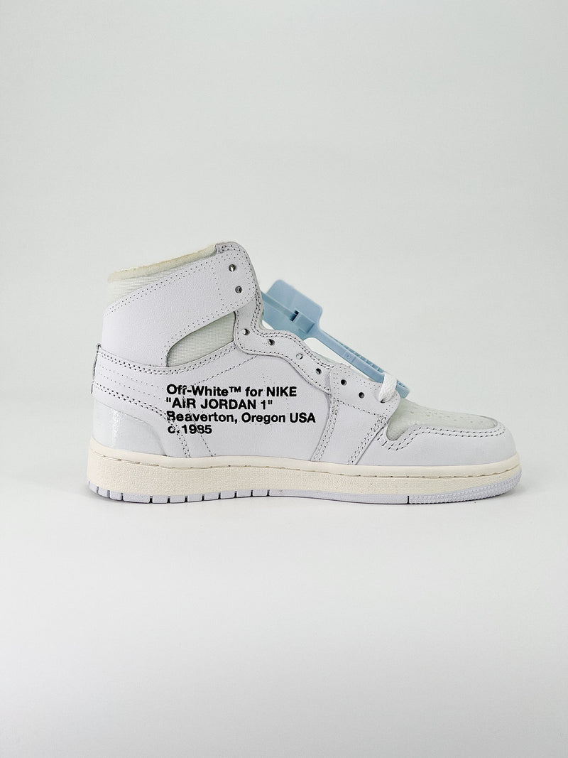 Off-White x Air Jordan 1 Retro High OG “UNC”