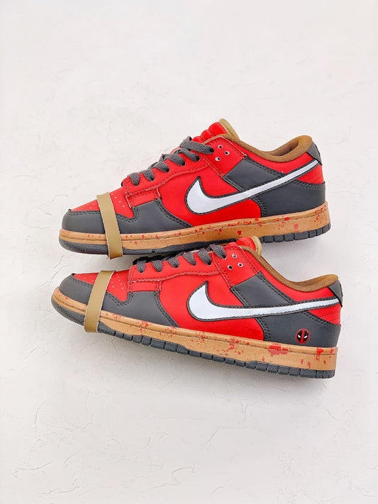 NIKE DUNK SB LOW