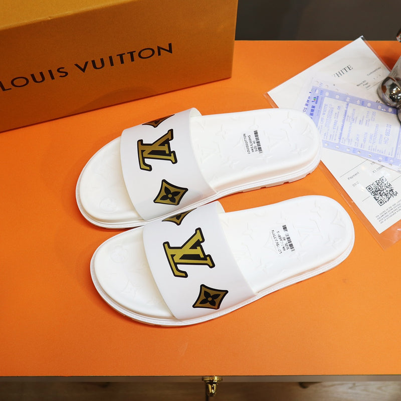 CHINELO Louis Vuitton