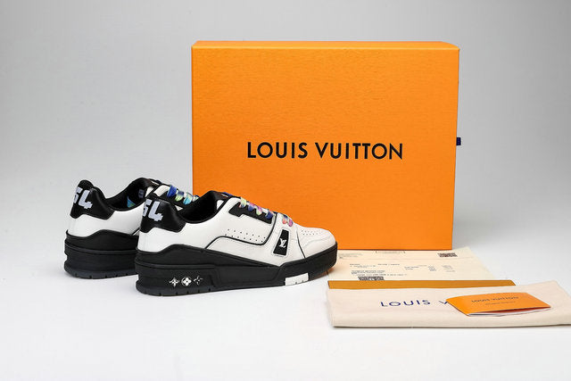 Louis Vuitton LV