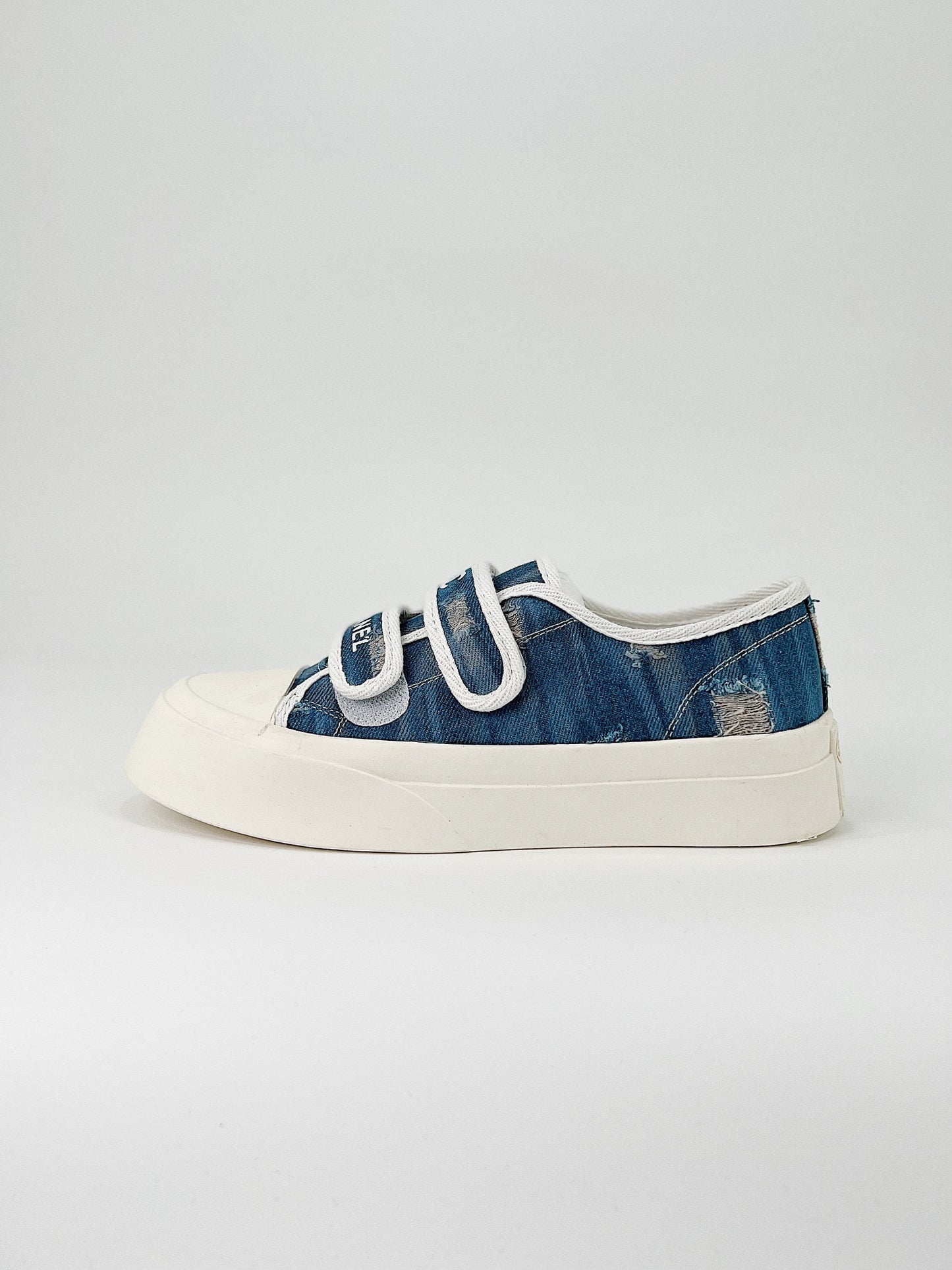Tênis Chanel