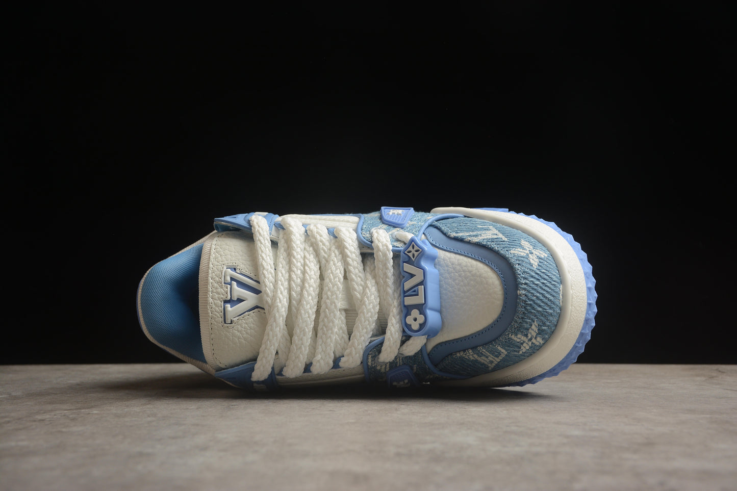 Tênis LV Trainer Maxi