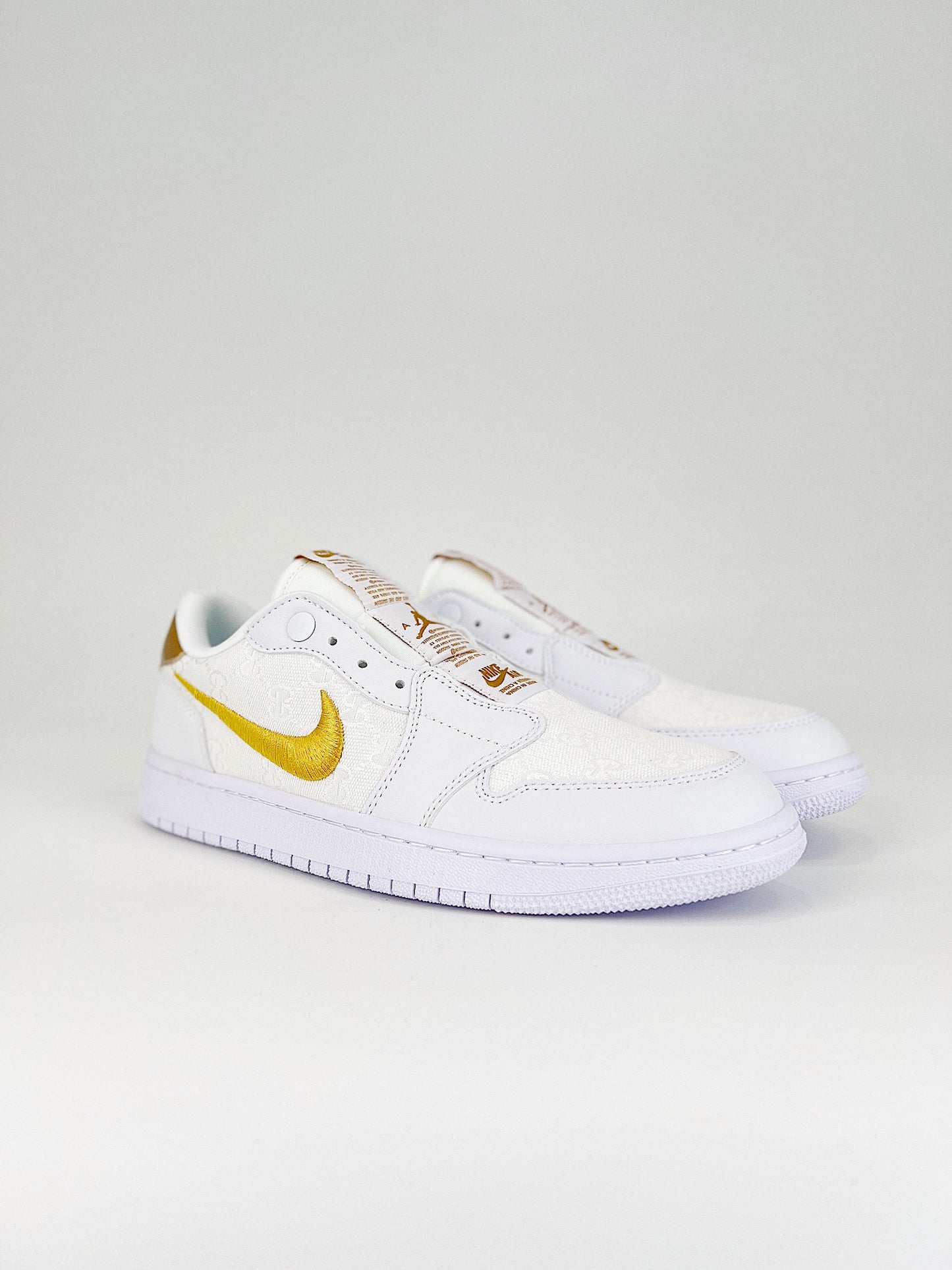 Air Jordan 1 Low Slip Shadow