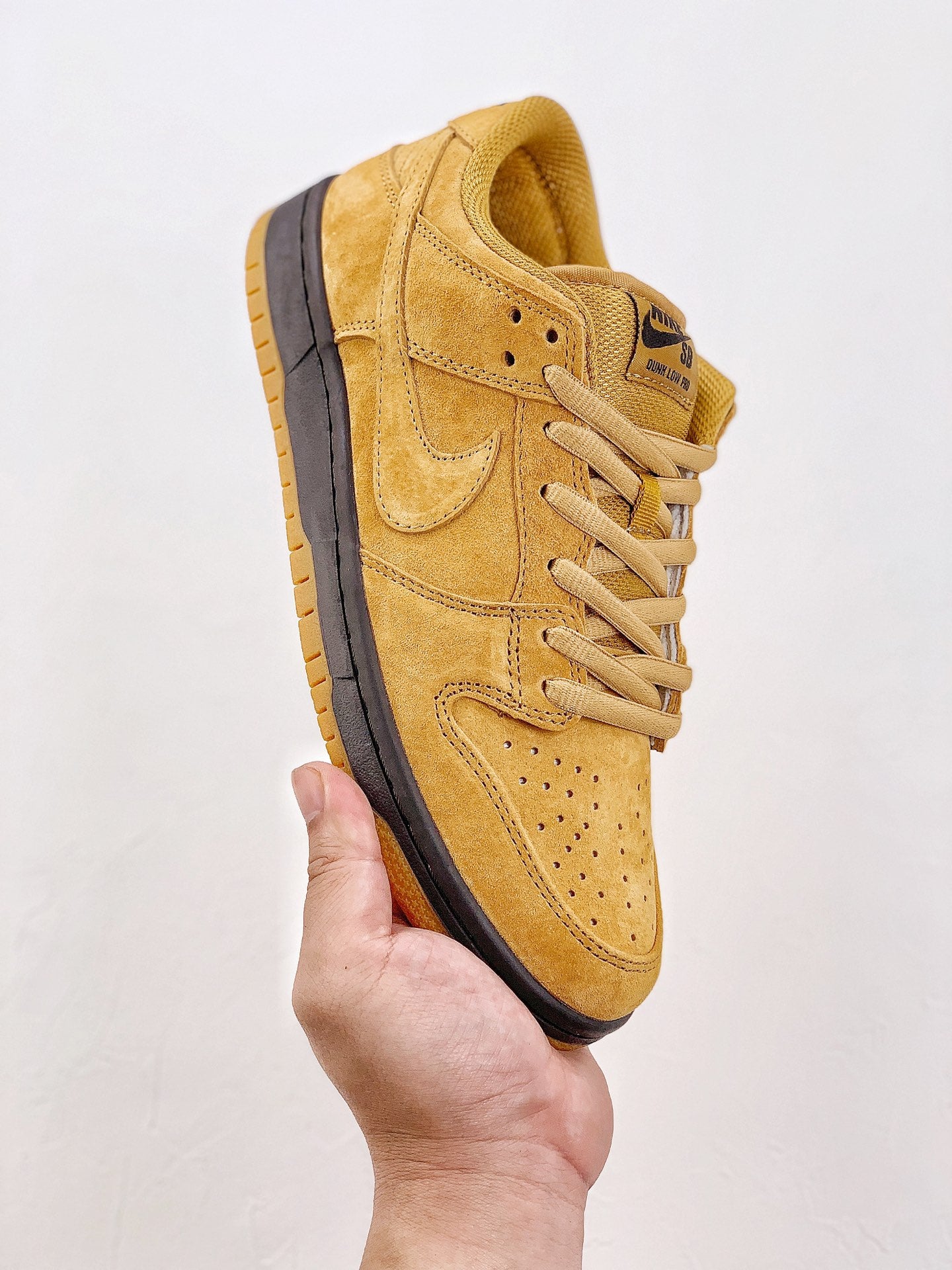 Nike SB Dunk Low Pro Wheat Mocha