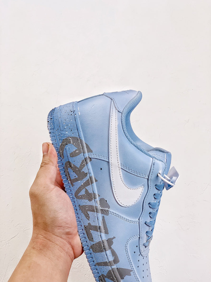 NIKE AIR FORCE 1