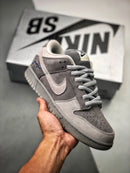 Nike SB Dunk Low London