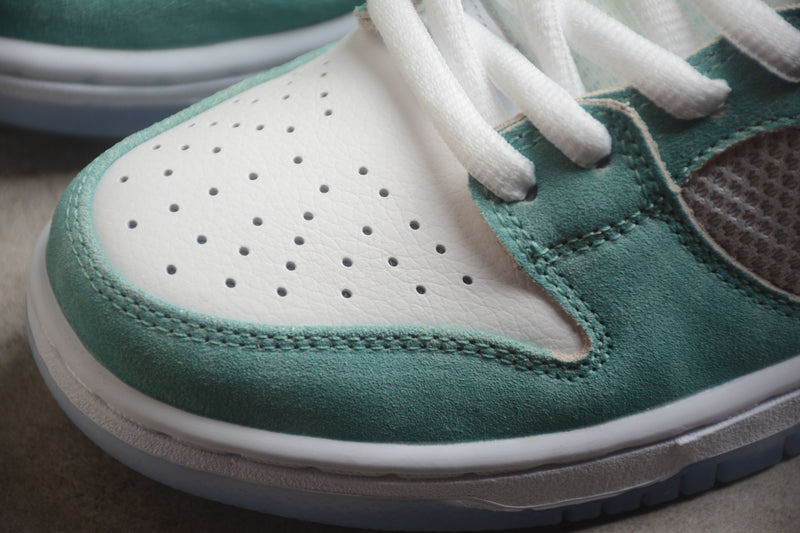 April Skateboards x NK SB Dunk Low Mint Green