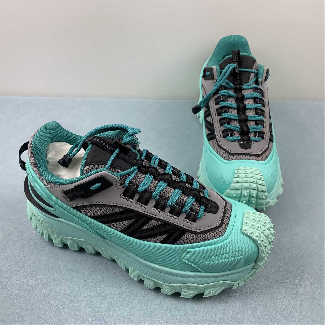 Tênis Moncler x Hoka Mafate Speed 2