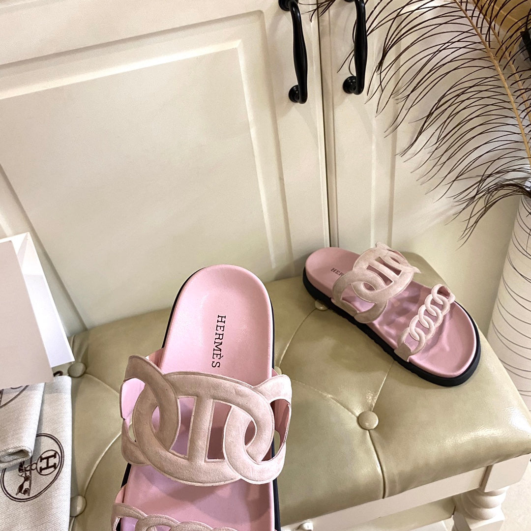 Chinelo Hermes