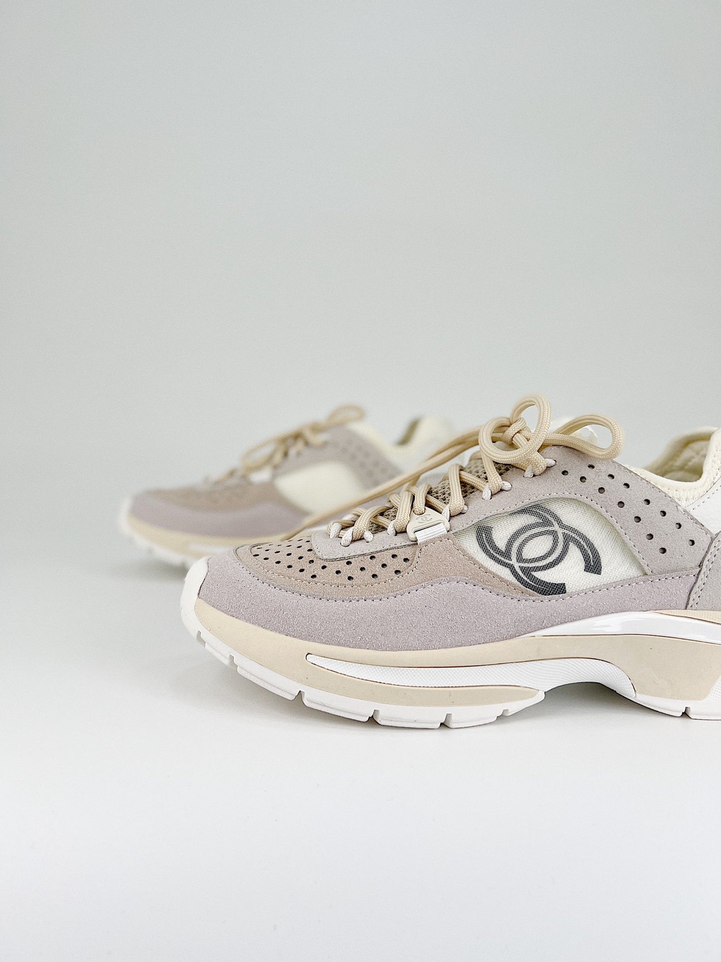 Tênis Chanel
