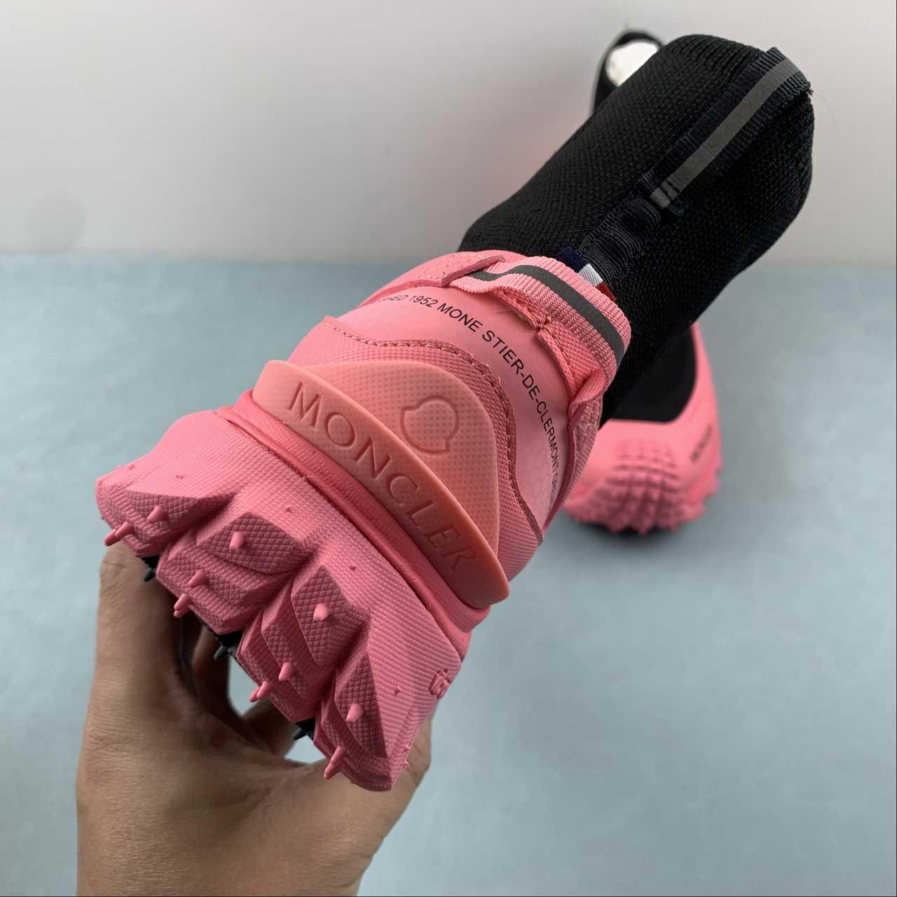 Tênis Moncler x Hoka Mafate Speed 2