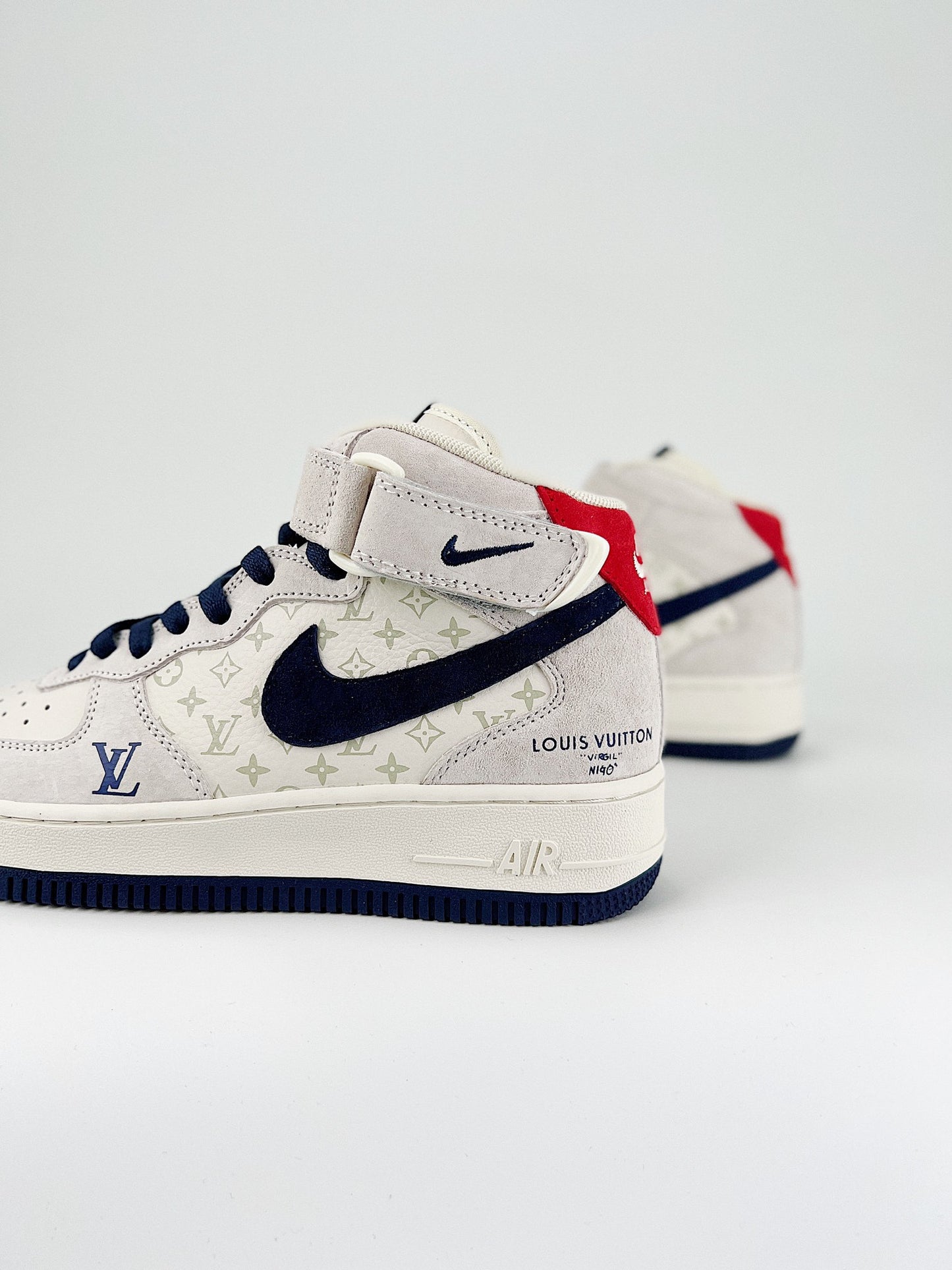 Louis Vuitton x Nike Air Force