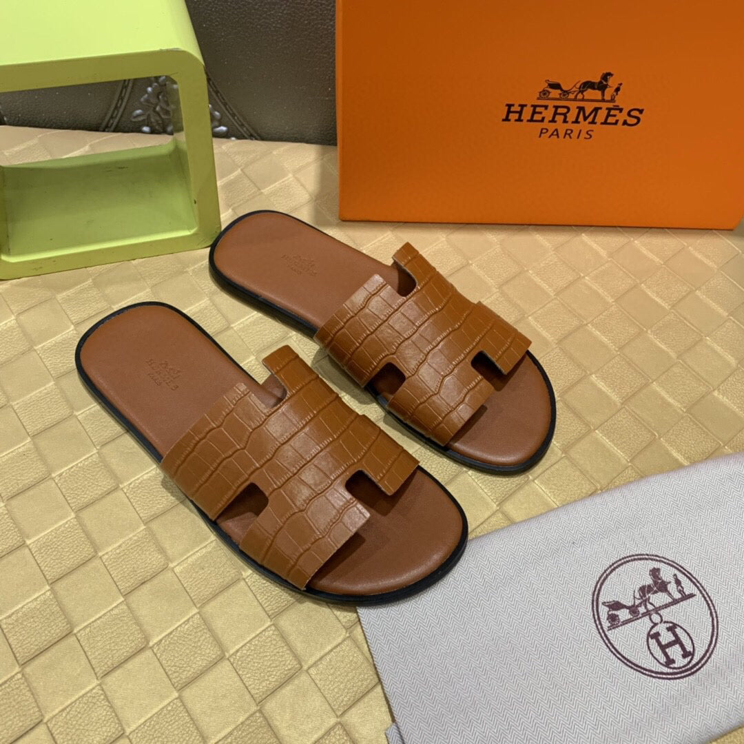 Chinelo Hermes