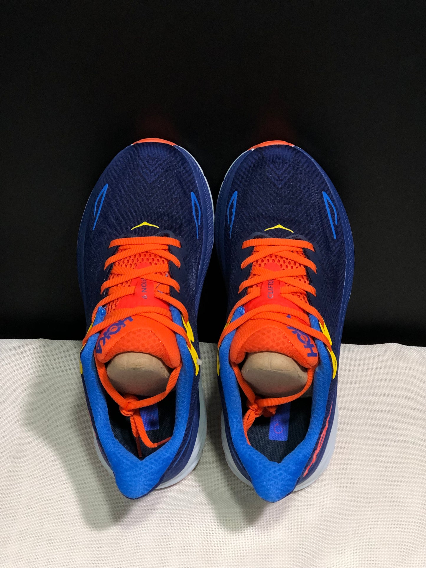 HOKA Clifton 9