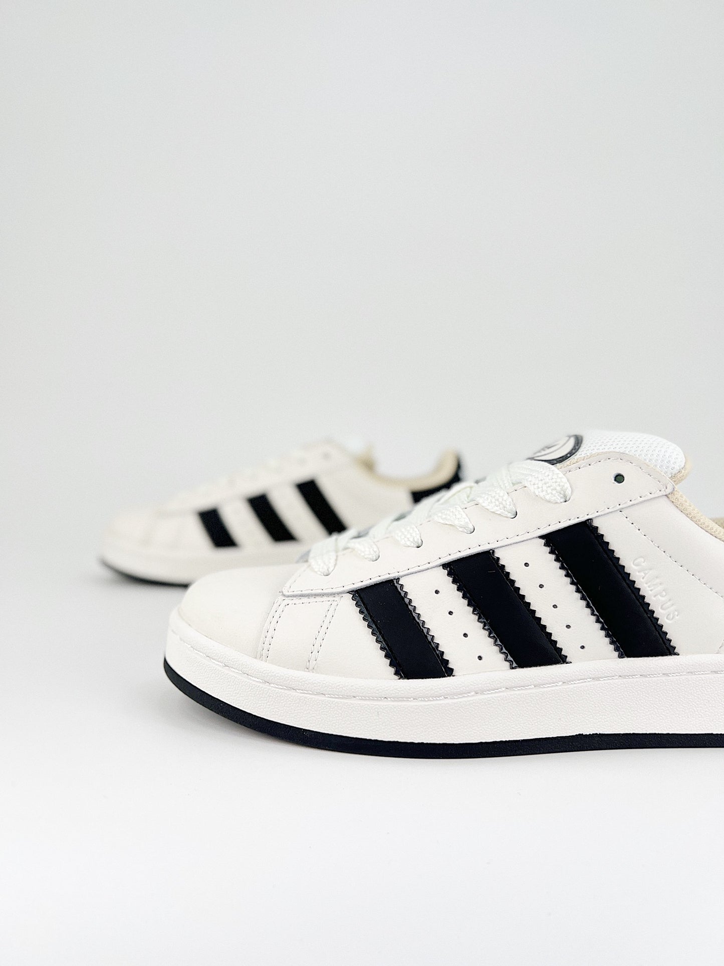 Adidas Campus