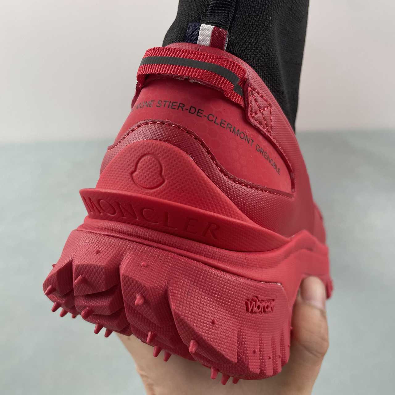 Tênis Moncler x Hoka Mafate Speed 2