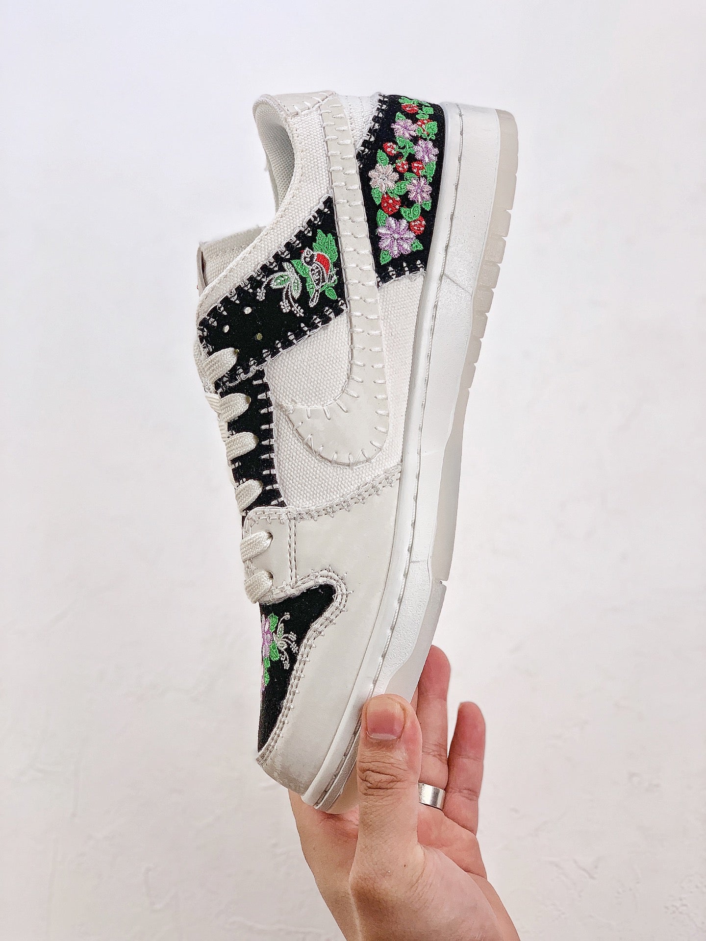 Nike Dunk SB Low Fragment Design x CLOT