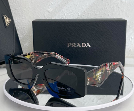 Óculos Prada