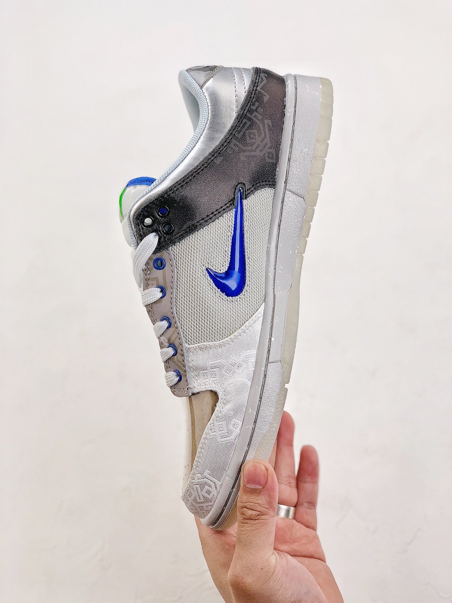 Clot x Nike SB Dunk Low 20th Anniversary/What The
