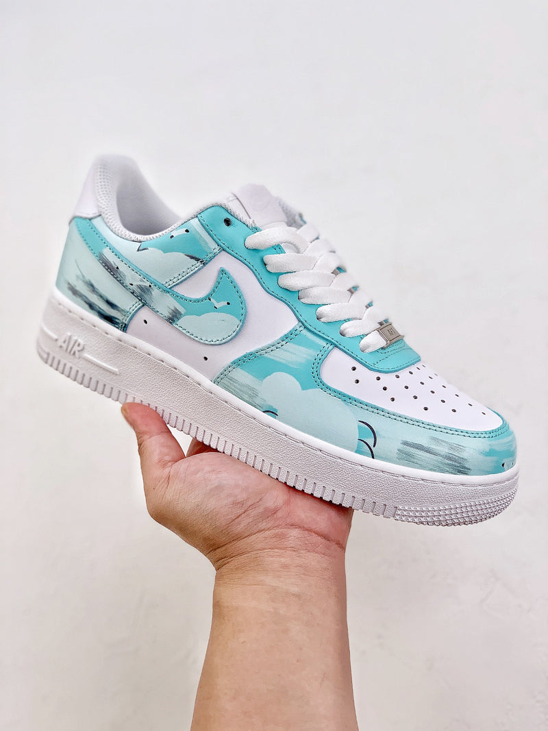 NIKE AIR FORCE 1