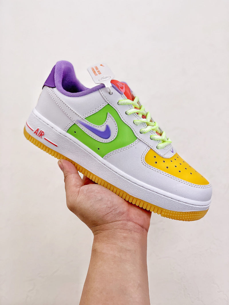 NIKE AIR FORCE 1