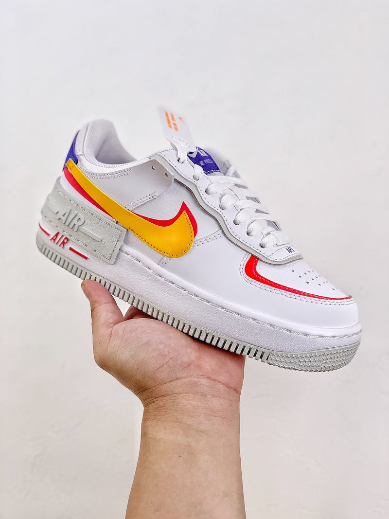 NIKE AIR FORCE 1