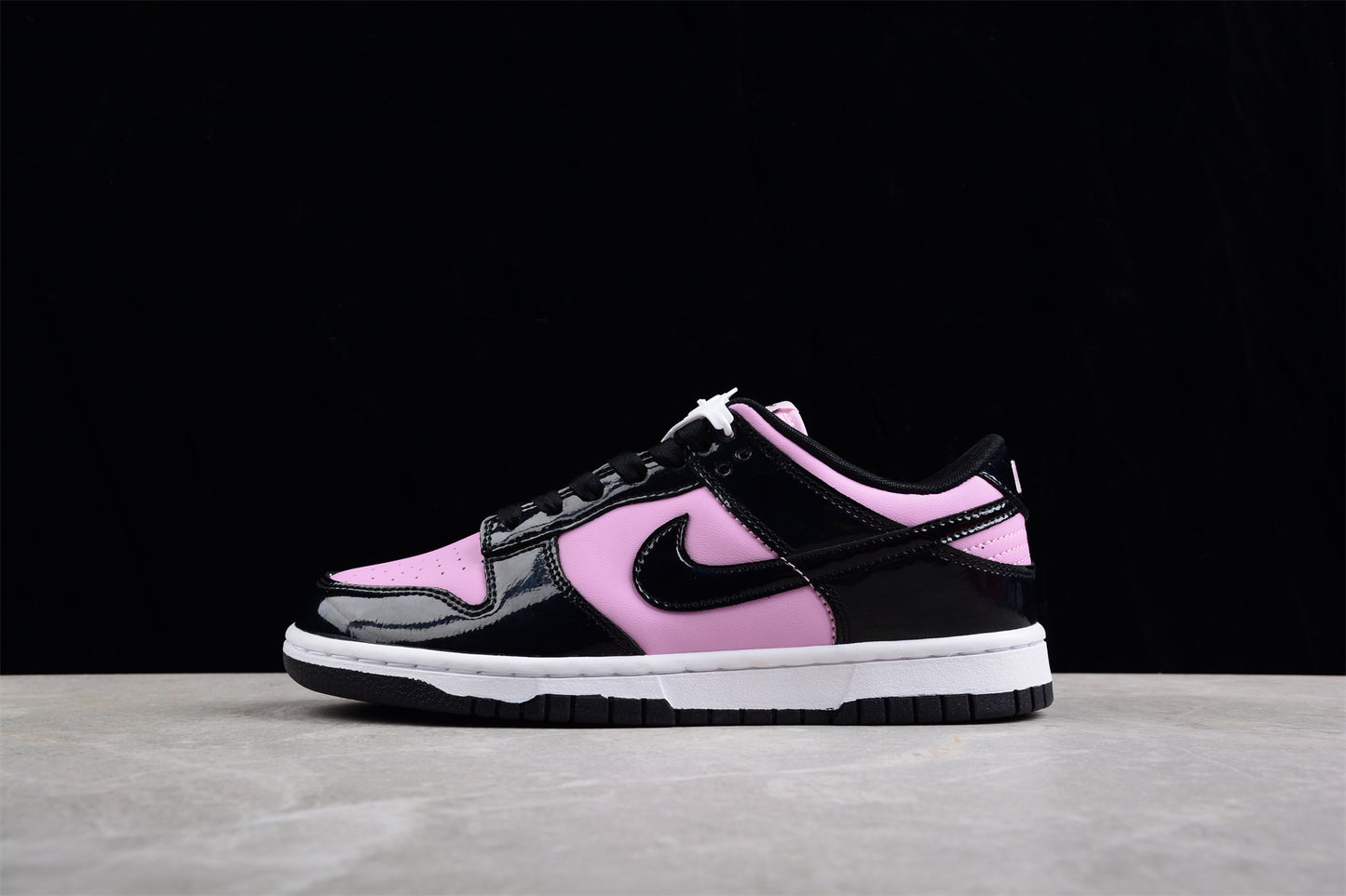 Nike Dunk Low "Pink Black"