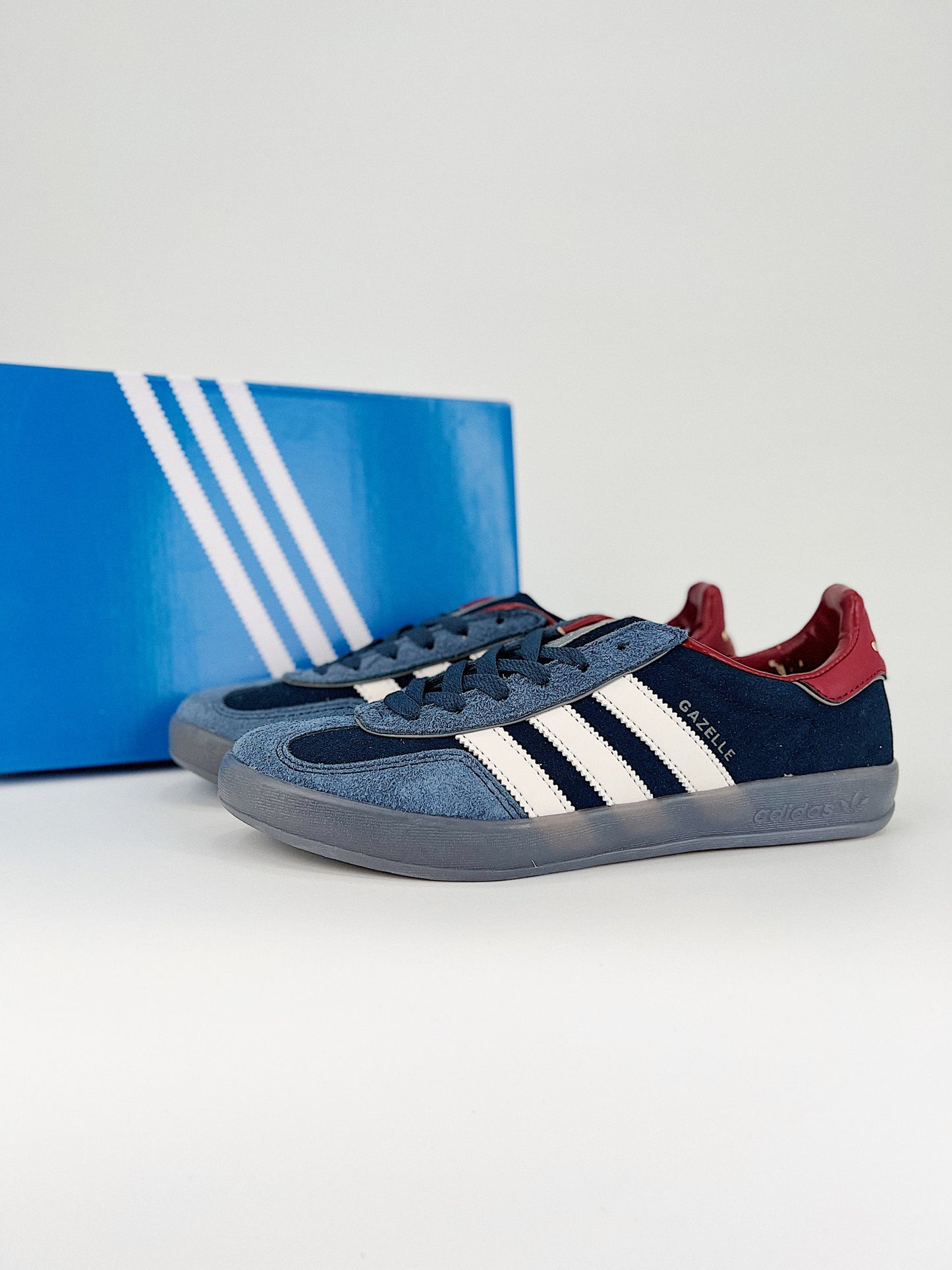 Adidas Campus
