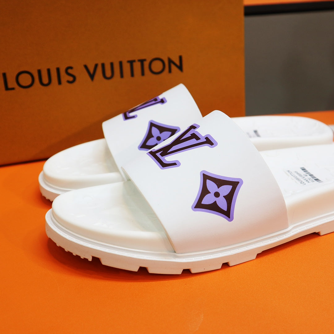 CHINELO Louis Vuitton