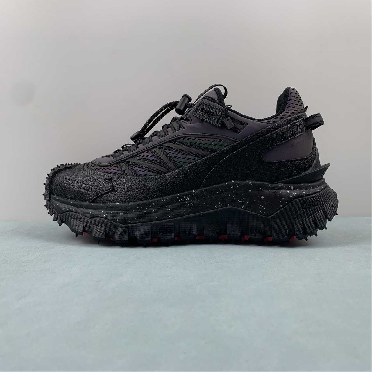 Tênis Moncler x Hoka Mafate Speed 2