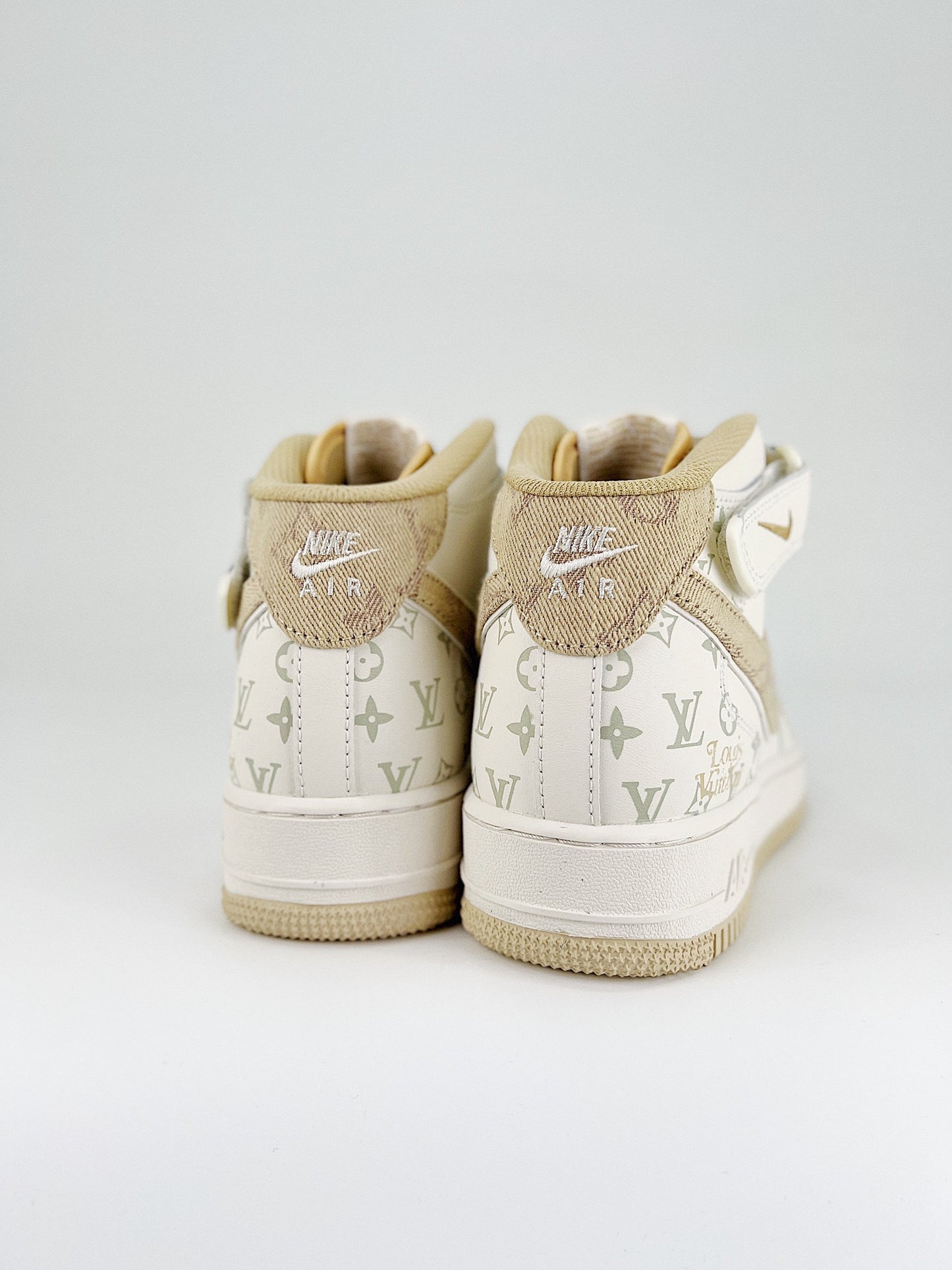 Louis Vuitton x Nike Air Force 1