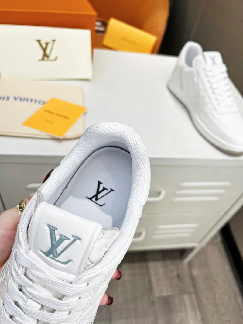 Louis Vuitton LV