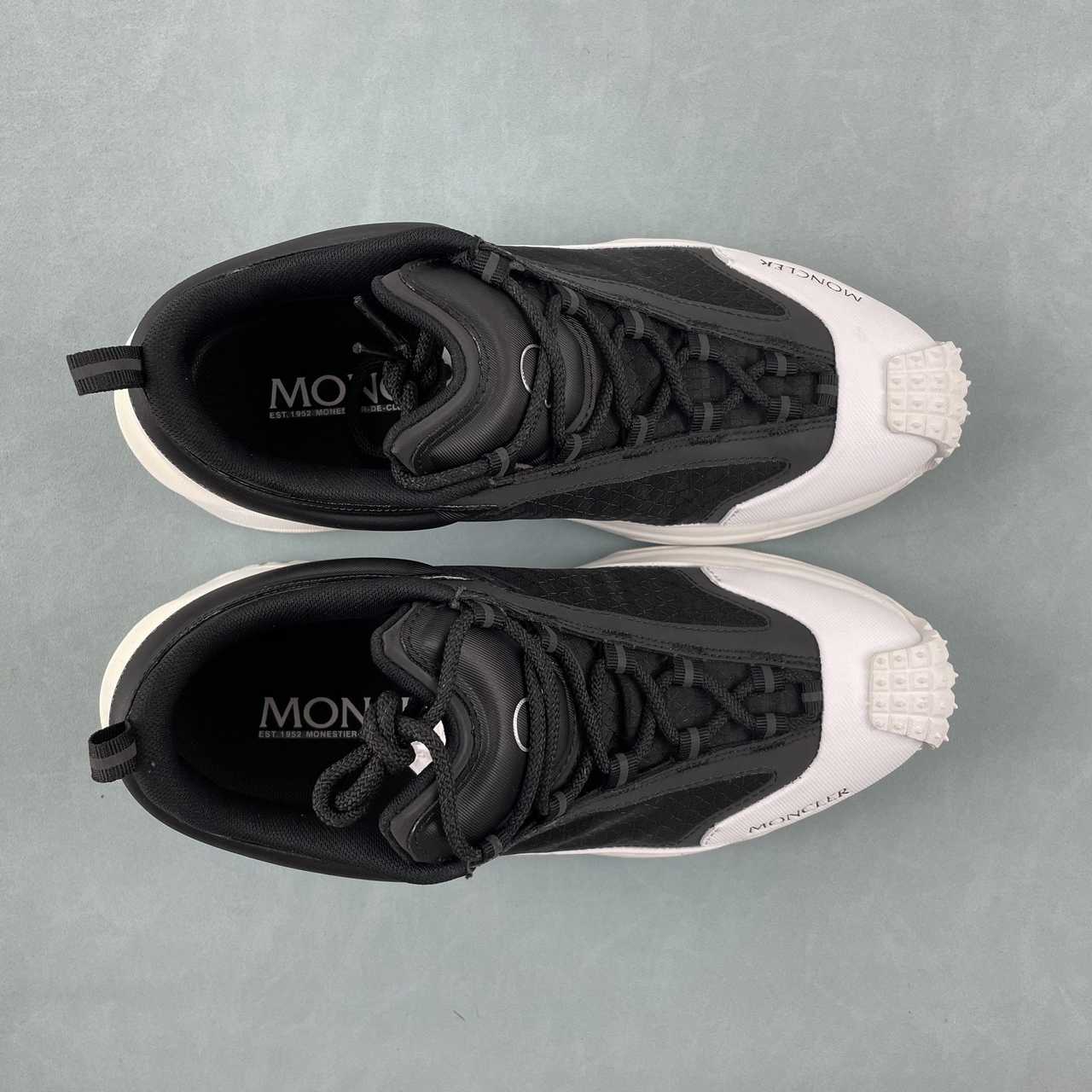 Tênis Moncler x Hoka Mafate Speed 2 (cópia)